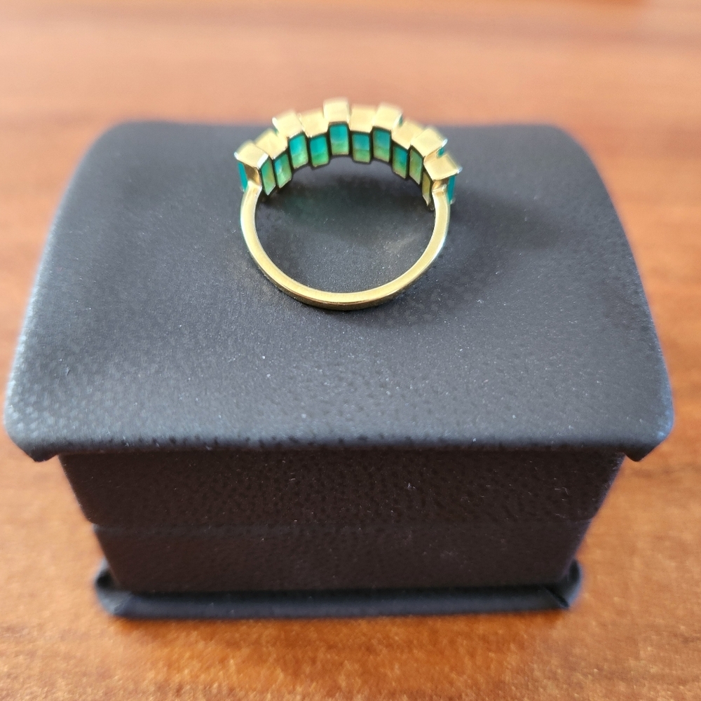 Elegant Gold and Green Onyx Ring Size 7 - Picture 6 of 8